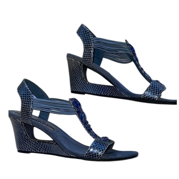 NEW YORK TRANSIT Embellished Cutout Wedges Snakeskin Print Stretch Ankle 8.5 New - Picture 2 of 14